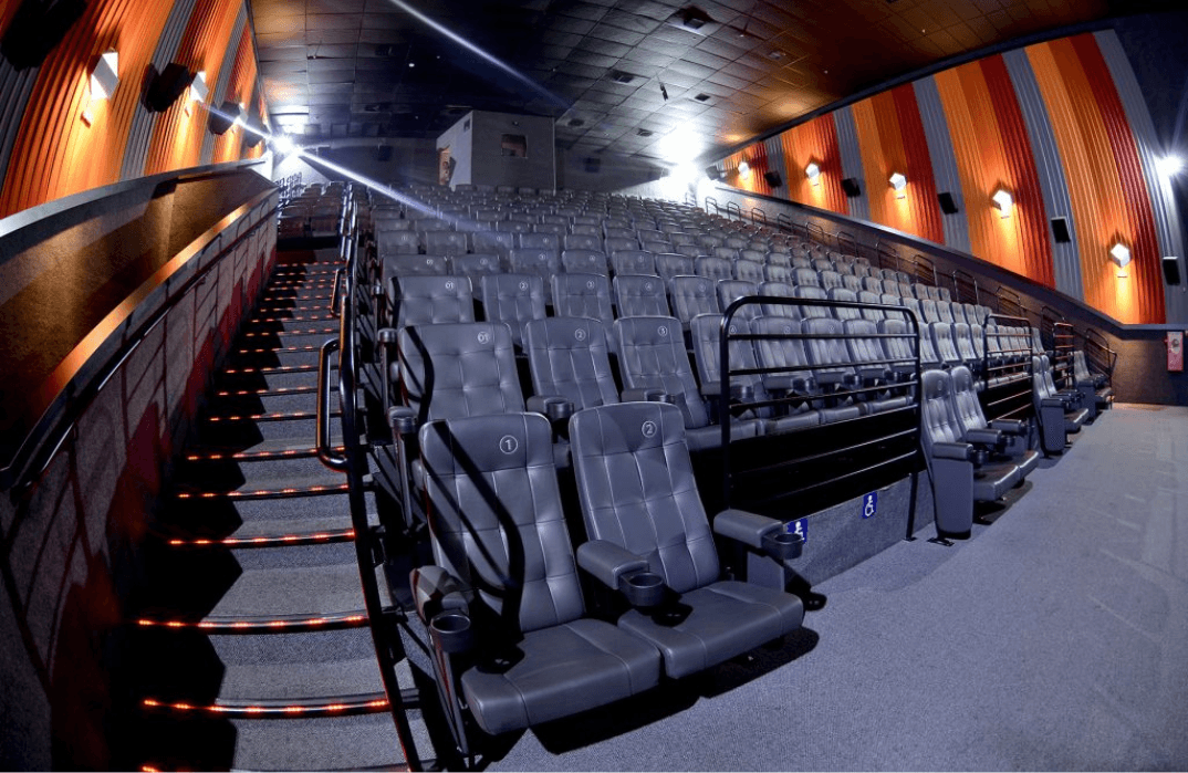 Foto interna da sala de cinema Cineflix